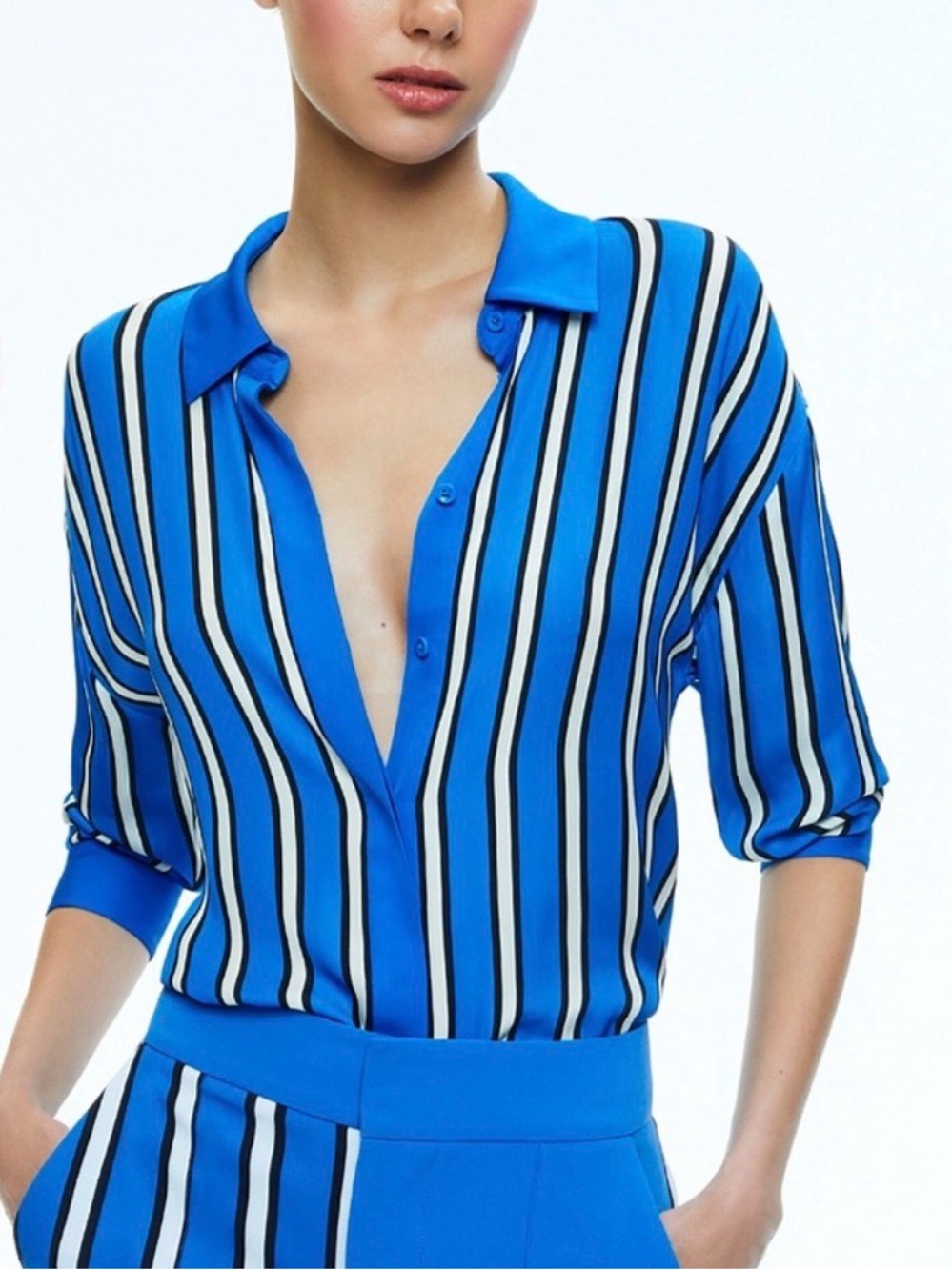 Alice + Olivia Cobalt Blue Stripe Viscose Button-Down Blouse | Size M | Collared